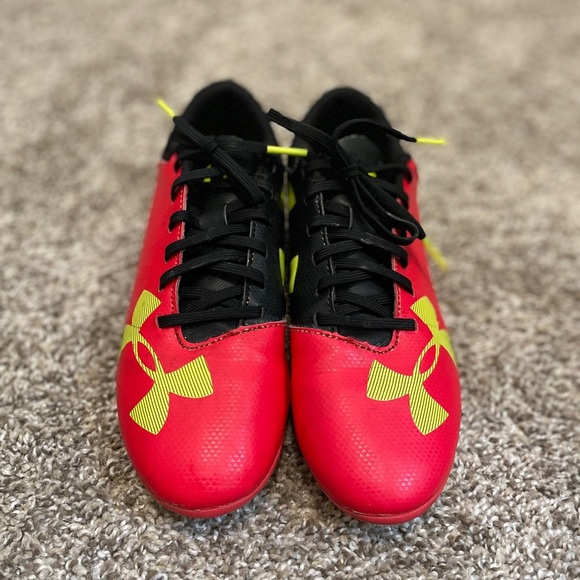 Under Armour Kids Soccer Cleats - Picture 2 of 5